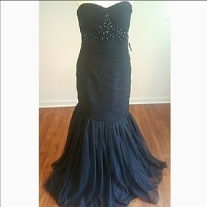 Monique Lhuillier Black Evening Dress